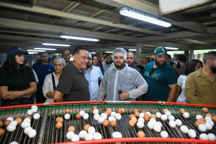 Sanut destaca pilares esenciales para el éxito avícola Sanut destaca pilares esenciales para el éxito avícola