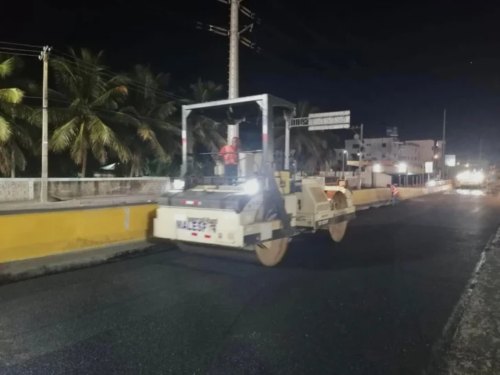 Cierran esta noche tramo de la vía que comunica Santo Domingo con Santiago y todo el Cibao Cierran esta noche tramo de la vía que comunica Santo Domingo con Santiago y todo el Cibao