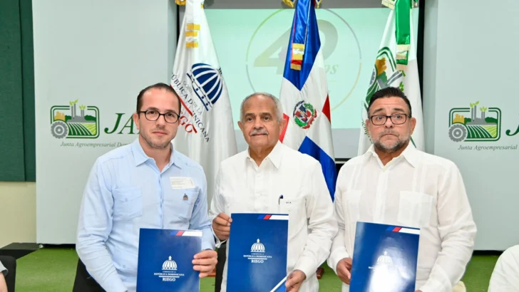 Firman acuerdo para impulsar la tecnificación del riego y fortalecer la productividad agrícola