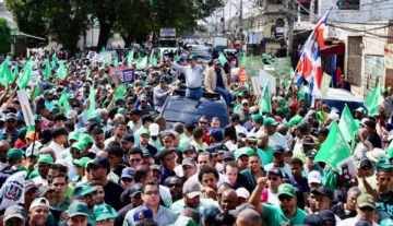 Fuerza del Pueblo realiza multitudinaria manifestación contra el Gobierno