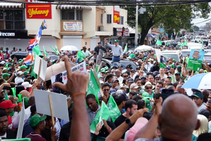 Fuerza del Pueblo realiza multitudinaria manifestación contra el Gobierno Fuerza del Pueblo realiza multitudinaria manifestación contra el Gobierno