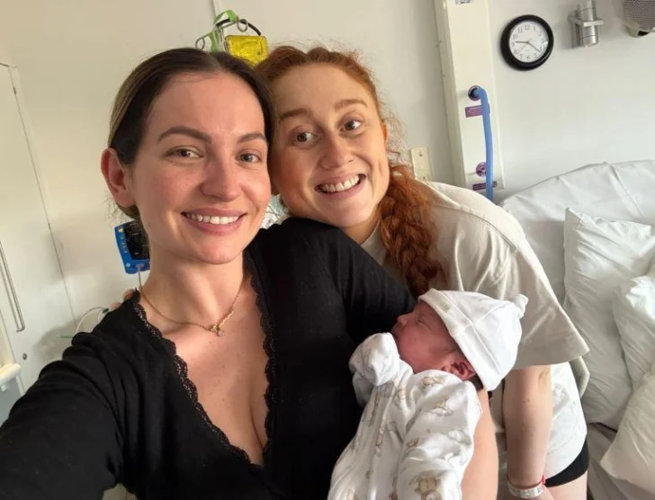 'Mi mejor amiga me prometió que tendría mi bebé y ahora soy madre gracias a ella'