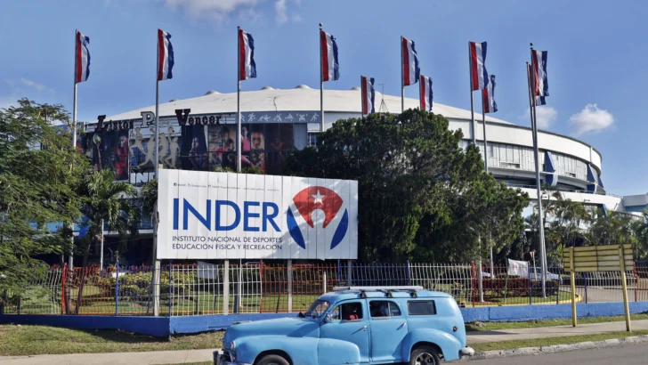 Suspenden partido de la Serie Nacional de Béisbol cubana por robo a uno de los equipos