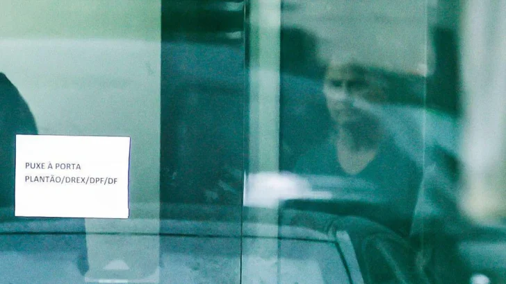 Bolsonaro asegura que dañó su tobillera electrónica por un episodio de 'paranoia' y 'alucinación'