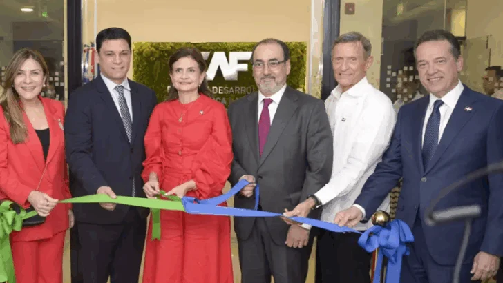 CAF abre oficinas en República Dominicana y presenta su plan de desarrollo para los próximos cuatro años CAF abre oficinas en República Dominicana y presenta su plan de desarrollo para los próximos cuatro años