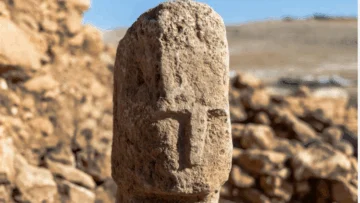 Lo que el descubrimiento de una escultura de 12.000 años de antigüedad revela sobre el ego de nuestros ancestros Lo que el descubrimiento de una escultura de 12.000 años de antigüedad revela sobre el ego de nuestros ancestros