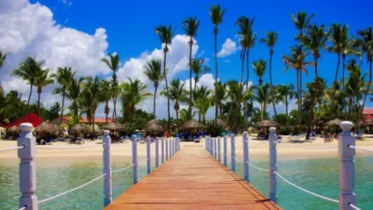 Exportaciones de servicios turísticos alcanzaron US$ 108 mil millones en 2024