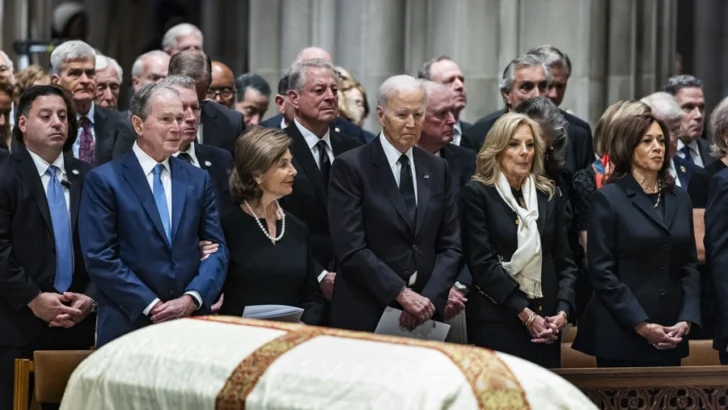 Trump no es invitado al funeral de Dick Cheney, al que acuden Biden, Bush y Kamala Harris