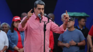 Maduro responde con movilización permanente al accionar militar de EE. UU. en Trinidad y Tobago Maduro responde con movilización permanente al accionar militar de EE. UU. en Trinidad y Tobago