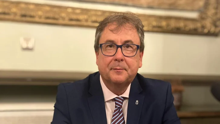 Historiador celebra que España extendiera sus dominios en las Américas y dice que los españoles no deben sentirse culpables