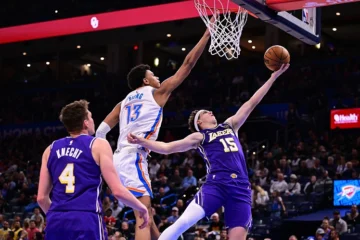 Los Lakers se estrellan en Oklahoma y los Magic rompen el hechizo del Garden Los Lakers se estrellan en Oklahoma y los Magic rompen el hechizo del Garden