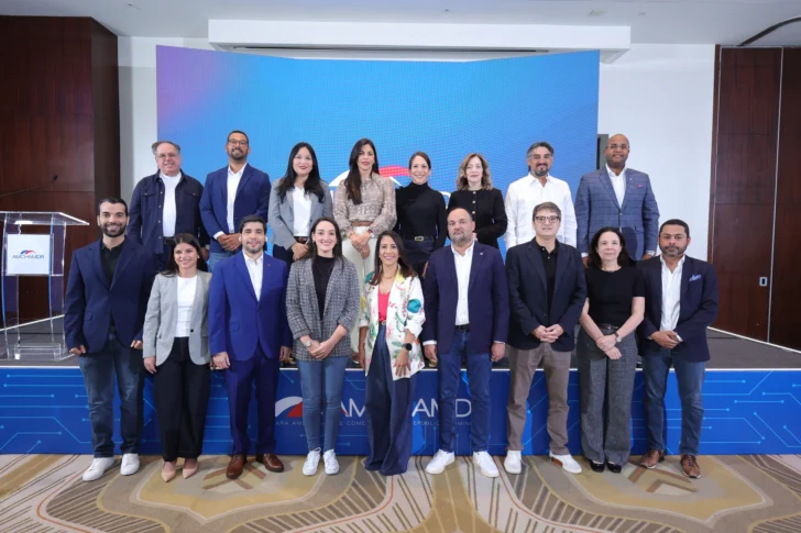 Amchamdr aborda el impacto de la inteligencia artificial en energía, semiconductores y comercio electrónico