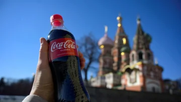 Las mil y una vidas de Coca-Cola en Rusia