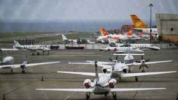 Venezuela, bajo la presión de Donald Trump, reduce drásticamente su tráfico aéreo Venezuela, bajo la presión de Donald Trump, reduce drásticamente su tráfico aéreo