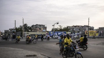 Intento de golpe de Estado en Benín: liberados dos altos mandos retenidos como rehenes Intento de golpe de Estado en Benín: liberados dos altos mandos retenidos como rehenes