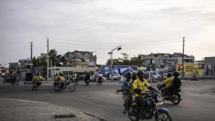 Intento de golpe de Estado en Benín: liberados dos altos mandos retenidos como rehenes
