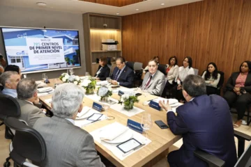 Director de la OPS-OMS reconoce avances dominicanos en salud pública Director de la OPS-OMS reconoce avances dominicanos en salud pública