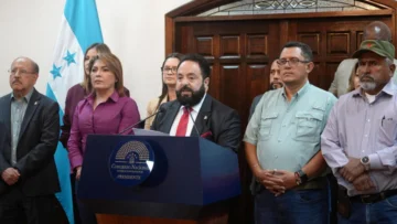 Crisis electoral en Honduras: Congreso afirma que no validará los comicios; Nasralla se proclama vencedor Crisis electoral en Honduras: Congreso afirma que no validará los comicios; Nasralla se proclama vencedor
