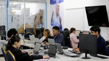 Honduras: en marcha escrutinio especial para definir presidente; Castro afirma que respetará resultados Honduras: en marcha escrutinio especial para definir presidente; Castro afirma que respetará resultados