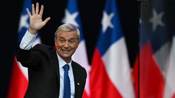 Quién es José Antonio Kast, el ultraderechista que al tercer intento alcanza la presidencia de Chile