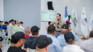 Productores de Montecristi y Dajabón recibirán RD$ 23 millones para proyectos de energía solar Productores de Montecristi y Dajabón recibirán RD$ 23 millones para proyectos de energía solar