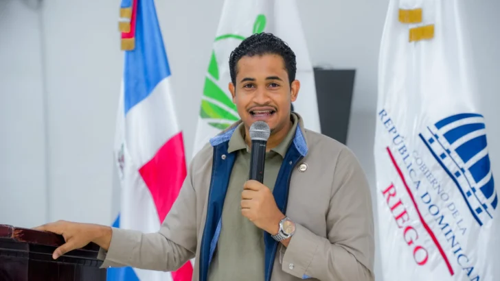 Productores de Montecristi y Dajabón recibirán RD$ 23 millones para proyectos de energía solar Productores de Montecristi y Dajabón recibirán RD$ 23 millones para proyectos de energía solar