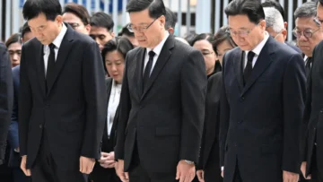 El líder de Hong Kong ordena una investigación sobre el incendio mortal que dejó 156 muertos