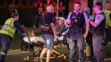 Al menos 15 muertos en un tiroteo durante un evento de la comunidad judía en Bondi Beach, la playa más famosa de Australia