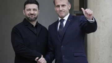 Macron recibe a Zelenski para lograr una 