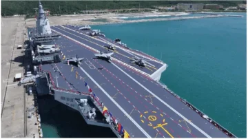 Fujian: cómo es el portaaviones de última generación que China sumó a su flota para desafiar el poderío naval de EE.UU. en el Pacífico Fujian: cómo es el portaaviones de última generación que China sumó a su flota para desafiar el poderío naval de EE.UU. en el Pacífico