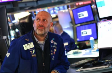 Wall Street cierra verde por expectativa de bajada de tipos