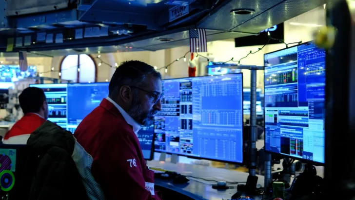 Wall Street cierra en rojo por preocupaciones sobre financiación de la IA Wall Street cierra en rojo por preocupaciones sobre financiación de la IA