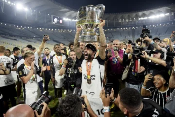 Un neerlandés le da la Copa de Brasil al Corinthians