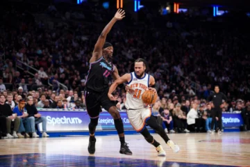 Los Knicks y los Spurs ganan y siguen a la caza de los líderes