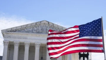 El decreto de Trump contra el derecho del suelo pronto será estudiado por la Corte Suprema El decreto de Trump contra el derecho del suelo pronto será estudiado por la Corte Suprema