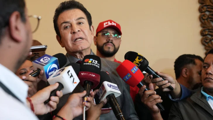 Honduras: El conteo de votos a punto de concluir mientras piden la captura del expresidente Hernández
