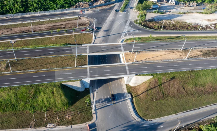 Abinader inaugura fase final de la avenida Ecológica 
