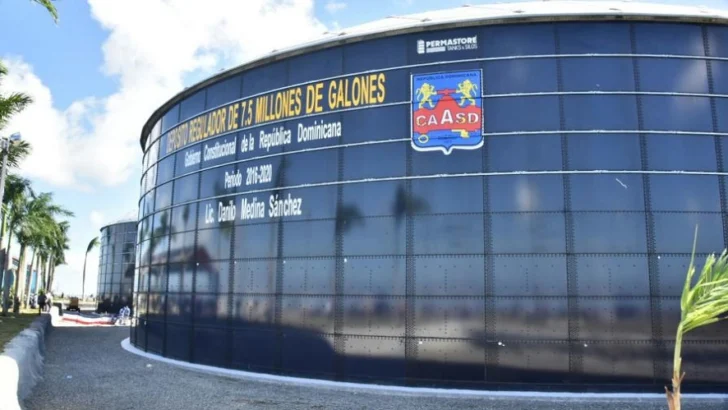 Miles quedarán sin agua potable este sábado por trabajos de la CAASD