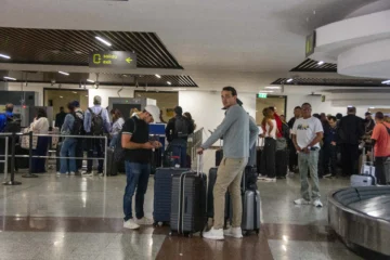 Turismo dominicano domina en volumen, pero Curazao y Dominica destacan en crecimiento Turismo dominicano domina en volumen, pero Curazao y Dominica destacan en crecimiento