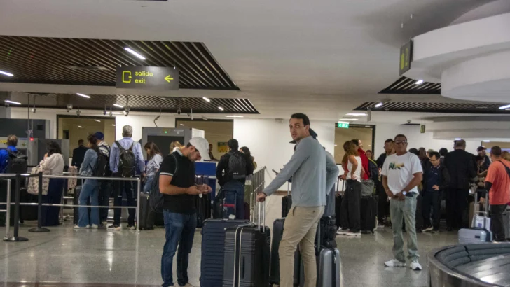 Turismo dominicano domina en volumen, pero Curazao y Dominica destacan en crecimiento Turismo dominicano domina en volumen, pero Curazao y Dominica destacan en crecimiento