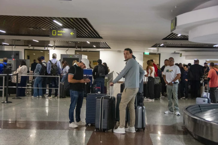 Turismo dominicano domina en volumen, pero Curazao y Dominica destacan en crecimiento