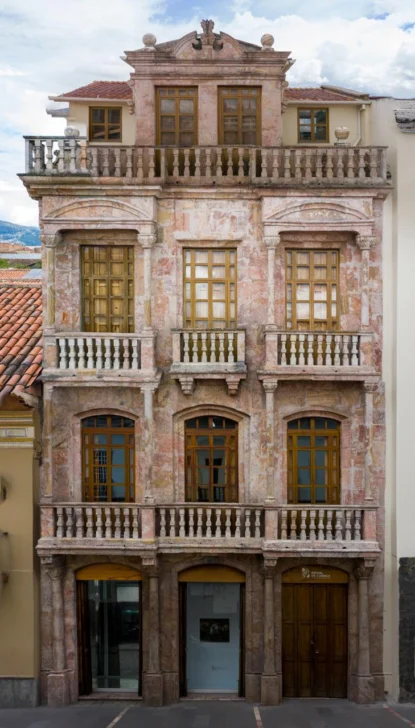 Ciudad-de-Cuenca-Ecuador.-Cortesia-XVII-Bienal-de-Cuenca-2025-415x728