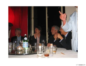 Bill Clinton pide que se publiquen todos los archivos del caso Epstein en los que aparece