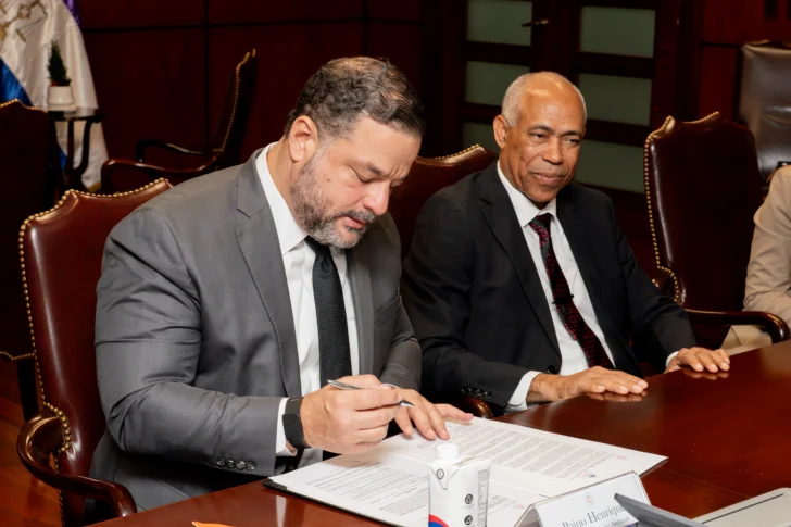 Medio Ambiente y Poder Judicial acuerdan fortalecer seguridad jurídica en áreas protegidas  