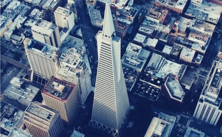 Edificios con IA podrán monitorear tormentas y terremotos, según experto