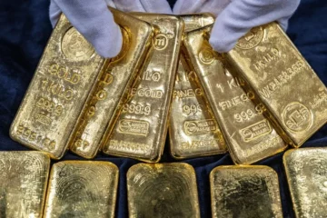 El oro alcanza los 4.529 dólares y la plata los 75 dólares, nuevos máximos históricos El oro alcanza los 4.529 dólares y la plata los 75 dólares, nuevos máximos históricos