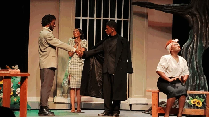 Oscar Wilde, hipocresía victoriana en versión caribeña, en Teatro Lope de Vega