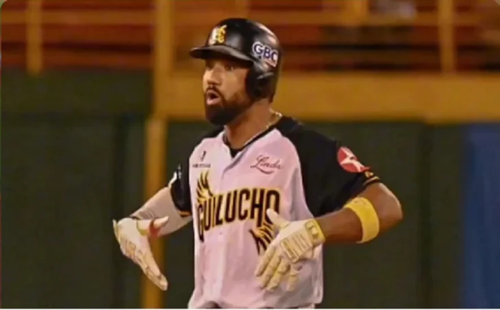 Águilas blanquean a Leones y se clasifican a la postemporada