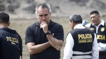 La violencia marca el inicio de la campaña en Perú: Rafael Belaúnde Llosa sobrevive a un tiroteo La violencia marca el inicio de la campaña en Perú: Rafael Belaúnde Llosa sobrevive a un tiroteo