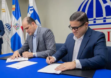 Firman acuerdo para elevar la calidad de gestión en beneficios de los estudiantes Firman acuerdo para elevar la calidad de gestión en beneficios de los estudiantes